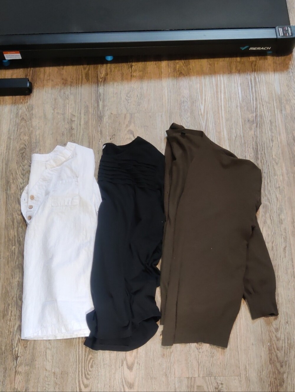 Womens SZ L Top Bundle